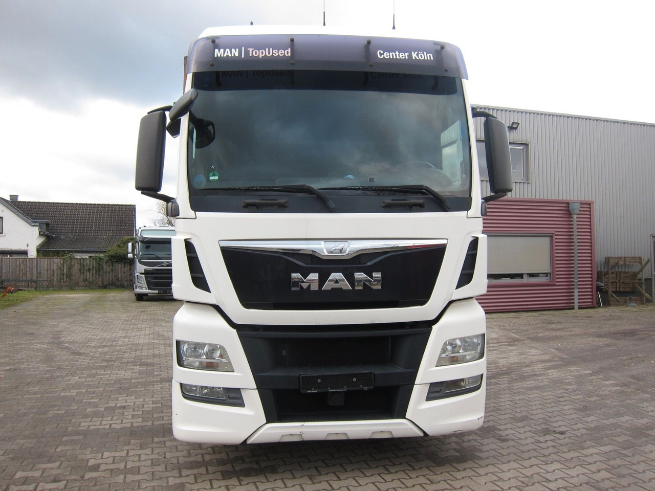 MAN TGX 18 440 XXL Retarder 730tkm 2xTank - Tractor: foto 2 MAN TGX 18 440 XXL Retarder 730tkm 2xTank - Tractor: foto 2