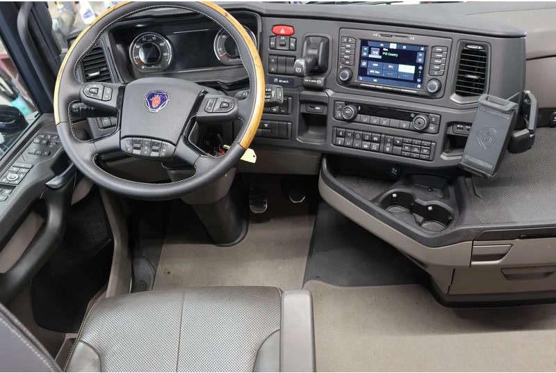 Autocaravana novo Scania S590 V8 6x2 Camper / Motorhome - New 2025 - Garage - Slide out -: foto 11