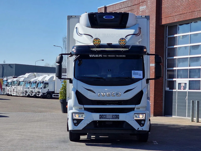 Iveco EuroCargo 180 320 Frigo Carrier supra 850 nordic - Loadlift - Low KM - Camera - Camião frigorífico: foto 2 Iveco EuroCargo 180 320 Frigo Carrier supra 850 nordic - Loadlift - Low KM - Camera - Camião frigorífico: foto 2
