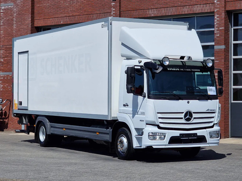 Mercedes-Benz Atego 1524 Box with sidedoors - Zepro loadlift - Full air - Euro 6 - Automatic - Camera system - Camião furgão: foto 1 Mercedes-Benz Atego 1524 Box with sidedoors - Zepro loadlift - Full air - Euro 6 - Automatic - Camera system - Camião furgão: foto 1