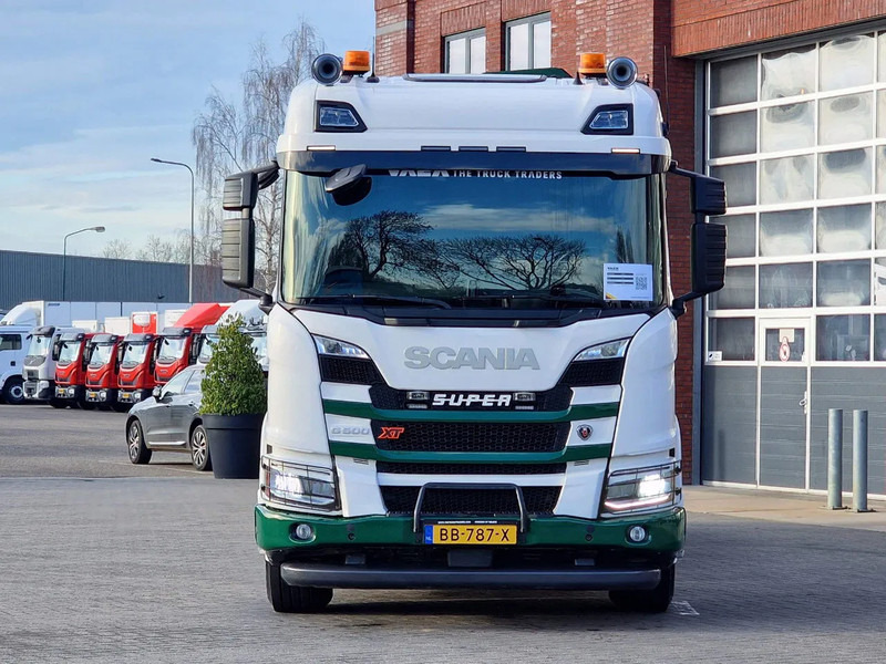 Scania G500 XT 8x4*4 - HMF 2820K Crane - AJK 20T Hooklift - Retarder - Full air - Like new - Camião grua: foto 4 Scania G500 XT 8x4*4 - HMF 2820K Crane - AJK 20T Hooklift - Retarder - Full air - Like new - Camião grua: foto 4