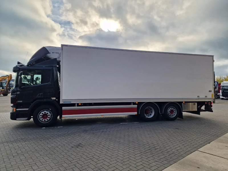 Scania P280 6x2*4 - Thermoking frigo - Loadlift - Steering axle - Full air - 5.10 WB - Camião frigorífico: foto 4 Scania P280 6x2*4 - Thermoking frigo - Loadlift - Steering axle - Full air - 5.10 WB - Camião frigorífico: foto 4