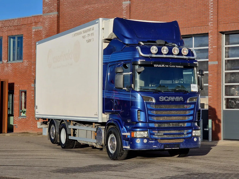 Scania R560 V8 Topline 6x2*4 - Frigo - Loadlift - Full air - Euro 5 - Camião isotérmico: foto 1 Scania R560 V8 Topline 6x2*4 - Frigo - Loadlift - Full air - Euro 5 - Camião isotérmico: foto 1