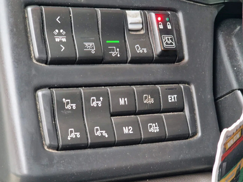 Scania R580 V8 NGS Highline 6x2 - Loadlift - Retarder - Full air - 475 wb - Camião chassi: foto 3 Scania R580 V8 NGS Highline 6x2 - Loadlift - Retarder - Full air - 475 wb - Camião chassi: foto 3