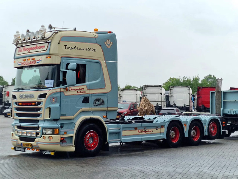 Scania R620 Topline 8x4 - Retarder - Full air - Custom interior - Show truck - HUB reduction - Camião chassi: foto 3 Scania R620 Topline 8x4 - Retarder - Full air - Custom interior - Show truck - HUB reduction - Camião chassi: foto 3