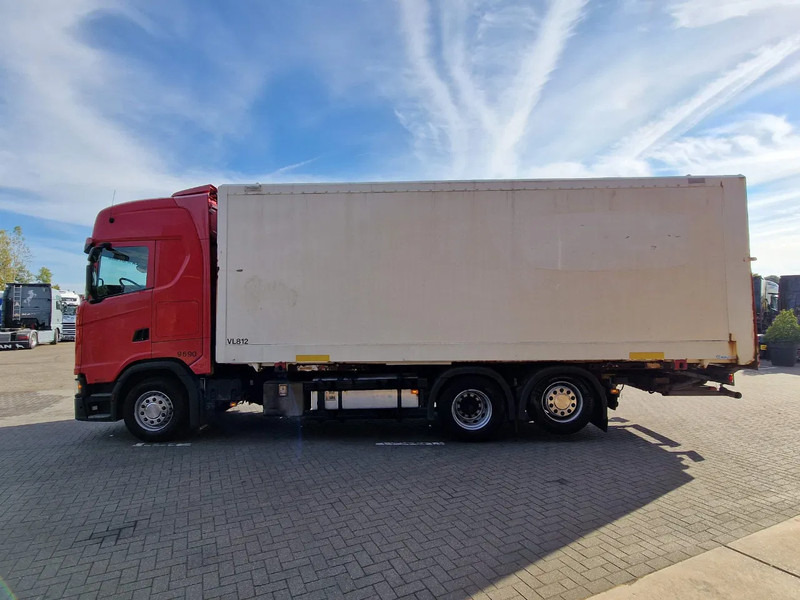 Scania S500 NGS Highline 6x2 - BDF - Full air - Loadlift - Box - Navi - Retarder - Camião transportador de contêineres/ Caixa móvel: foto 4 Scania S500 NGS Highline 6x2 - BDF - Full air - Loadlift - Box - Navi - Retarder - Camião transportador de contêineres/ Caixa móvel: foto 4