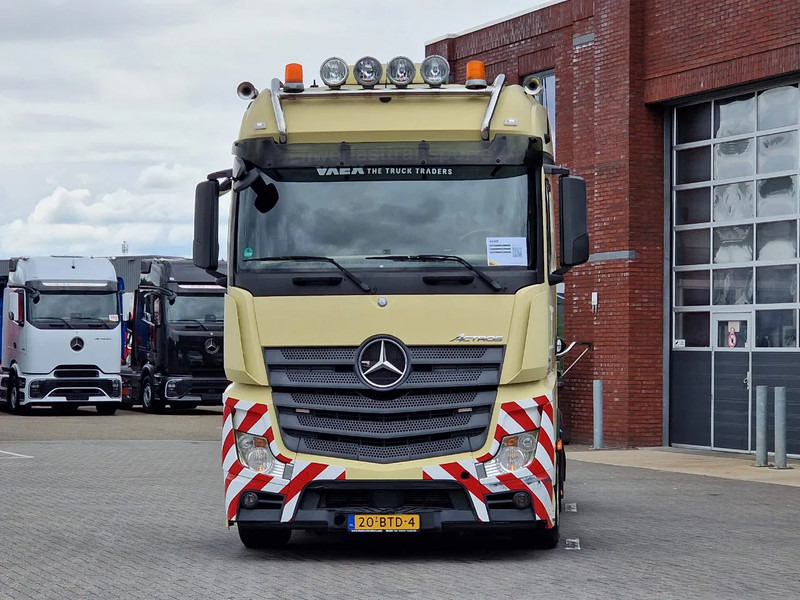 Mercedes-Benz Actros 1848 - Lowdeck - Lifting 5th wheel - Full air - Night clima - APK/TUV: 27-06-2026 - Tractor: foto 2 Mercedes-Benz Actros 1848 - Lowdeck - Lifting 5th wheel - Full air - Night clima - APK/TUV: 27-06-2026 - Tractor: foto 2