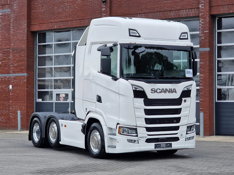 Scania 660S V8 NGS Highline 6x2/4 - New - Full spec - Retarder - Night clima - Leather - Led - Alcoa - Tractor: foto 1 Scania 660S V8 NGS Highline 6x2/4 - New - Full spec - Retarder - Night clima - Leather - Led - Alcoa - Tractor: foto 1