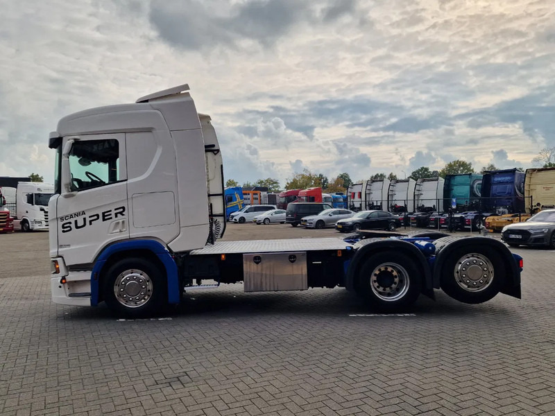 Scania R540 NGS 6x2 - Retarder - Full air - 3.95 WB - Custom interior - Tractor: foto 4 Scania R540 NGS 6x2 - Retarder - Full air - 3.95 WB - Custom interior - Tractor: foto 4