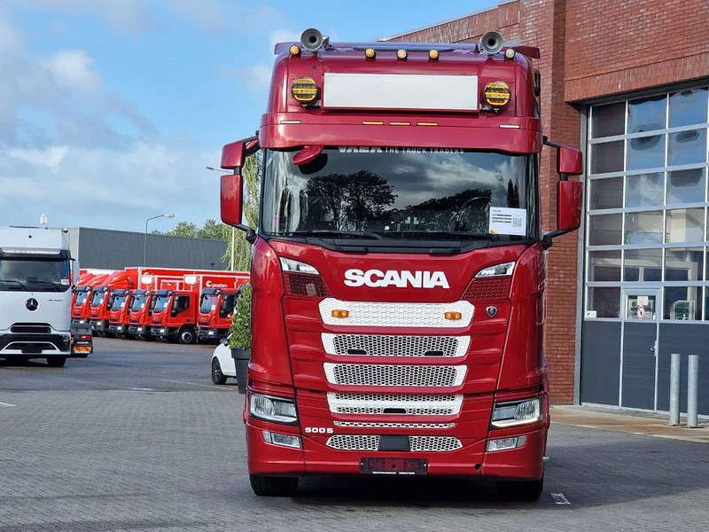 Scania S500 NGS Highline 4x2 - Retarder - Night clima - Full air - Custom interior - Full spoiler - 2 tank - Tractor: foto 2 Scania S500 NGS Highline 4x2 - Retarder - Night clima - Full air - Custom interior - Full spoiler - 2 tank - Tractor: foto 2