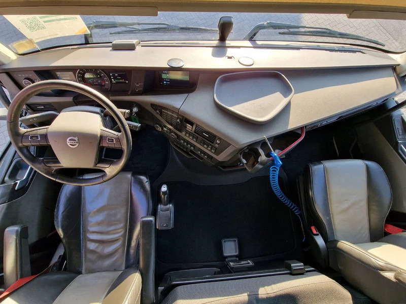 Tractor Volvo FH 13.500 Globetrotter XL 6x2 - Full air - 3.20 WB - MA VIN - Low KM - Leather: foto 12