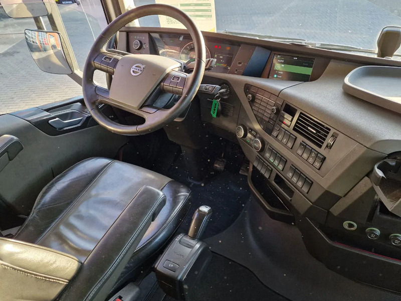 Tractor Volvo FH 13.500 Globetrotter XL 6x2 - Full air - 3.20 WB - MA VIN - Low KM - Leather: foto 11