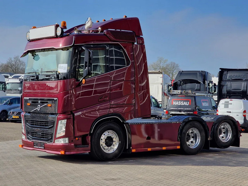 Volvo FH 13.540 Lowroof 6x2 - Show truck - Custom interior - Full air suspension - I parkcool - VEB+ - Tractor: foto 3 Volvo FH 13.540 Lowroof 6x2 - Show truck - Custom interior - Full air suspension - I parkcool - VEB+ - Tractor: foto 3