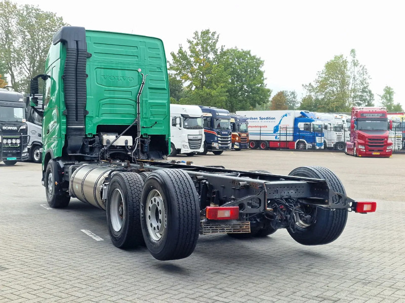 Volvo FH 13.460 Globetrotter 6x2 - Chassis - 4.60 WB - HUB Reduction - LNG - Camião chassi: foto 5 Volvo FH 13.460 Globetrotter 6x2 - Chassis - 4.60 WB - HUB Reduction - LNG - Camião chassi: foto 5