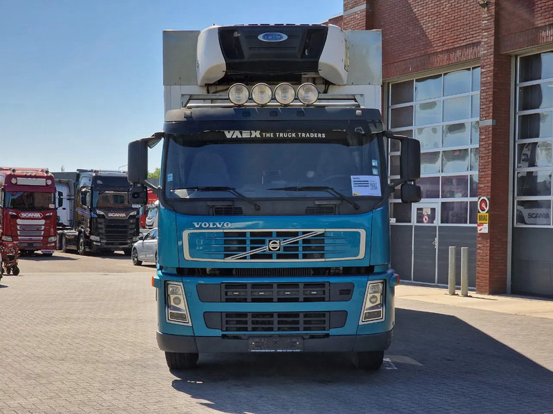 Volvo FM 12.380 4x2 - Frigo Carrier Supra - Loadlift - Hooks/Rohrbahnen/Vleeshang - Camião frigorífico: foto 2 Volvo FM 12.380 4x2 - Frigo Carrier Supra - Loadlift - Hooks/Rohrbahnen/Vleeshang - Camião frigorífico: foto 2