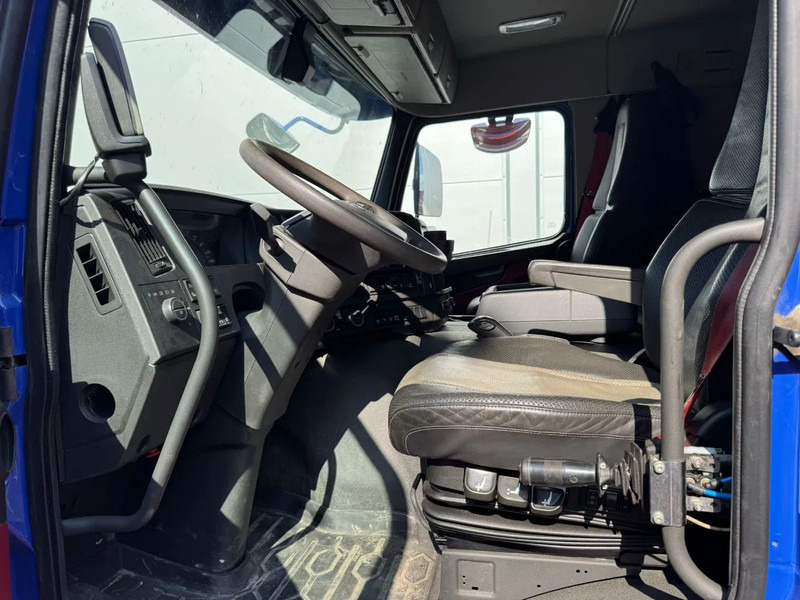 Volvo FMX 410 6x2*4 - JOAB Hooklift 20T - Euro 6 - Full air - Camião polibenne: foto 5 Volvo FMX 410 6x2*4 - JOAB Hooklift 20T - Euro 6 - Full air - Camião polibenne: foto 5