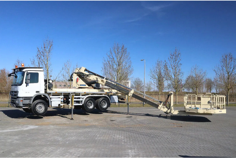 Mercedes-Benz Actros 2636 6X4 | TUNNEL PLATFORM | REMOTE DRIVING - Camião: foto 4 Mercedes-Benz Actros 2636 6X4 | TUNNEL PLATFORM | REMOTE DRIVING - Camião: foto 4