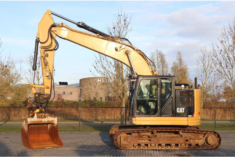 Caterpillar 325 F LCR | ROTOTILT | BUCKET | GPS PREPARED - Escavadora de rastos: foto 1 Caterpillar 325 F LCR | ROTOTILT | BUCKET | GPS PREPARED - Escavadora de rastos: foto 1