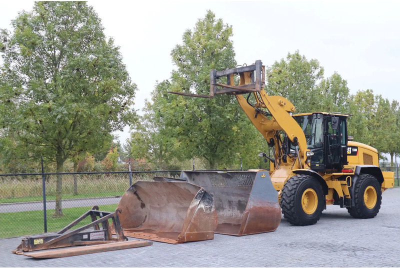 Caterpillar 938 M | 2X BUCKET | JIB | FORKS | BSS | GOOD CONDITION - Pá carregadora de rodas: foto 2 Caterpillar 938 M | 2X BUCKET | JIB | FORKS | BSS | GOOD CONDITION - Pá carregadora de rodas: foto 2