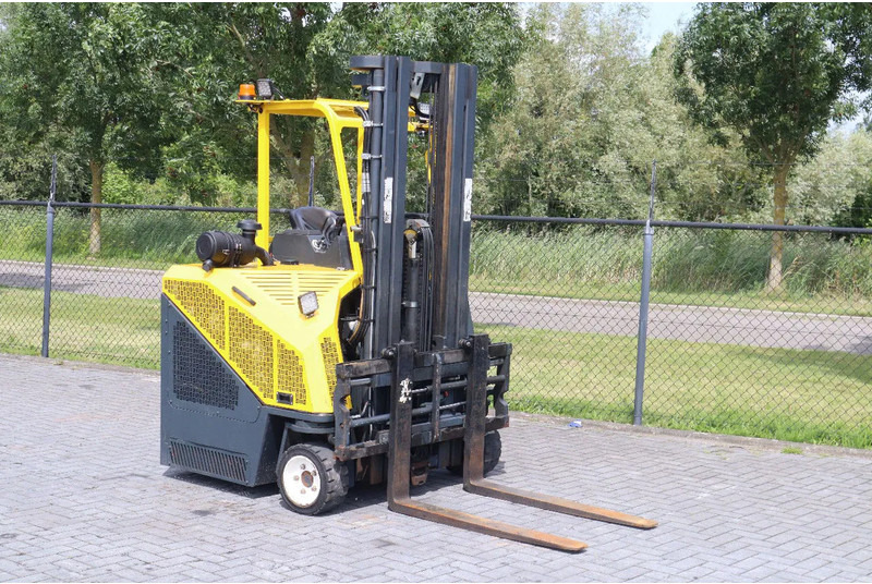 Combilift CB3000 | 2.5 TON | 6 METER | TRIPLEX | SIDESHIFT - Empilhador de 4 vias: foto 5 Combilift CB3000 | 2.5 TON | 6 METER | TRIPLEX | SIDESHIFT - Empilhador de 4 vias: foto 5