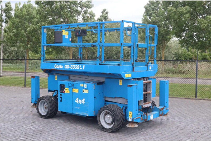 Genie GS-3369 RT | 12 METER | 454 kg - Plataforma de Tijera/ Plataforma de tesoura: foto 2 Genie GS-3369 RT | 12 METER | 454 kg - Plataforma de Tijera/ Plataforma de tesoura: foto 2