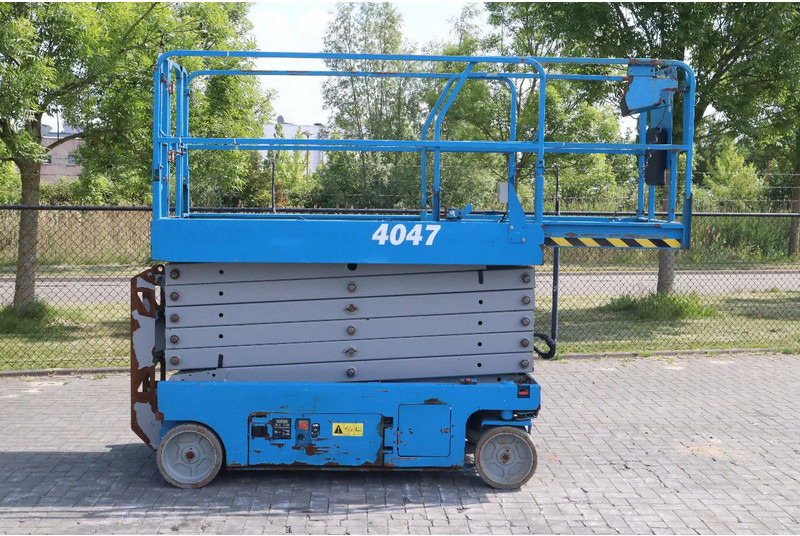 Genie GS-4047 | 14 METER | 350 KG - Plataforma de Tijera/ Plataforma de tesoura: foto 4 Genie GS-4047 | 14 METER | 350 KG - Plataforma de Tijera/ Plataforma de tesoura: foto 4