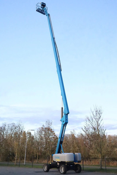 Plataforma articulada Genie S-80 J | 26.5 METER | 300 KG | LOW HOURS: foto 9 Plataforma articulada Genie S-80 J | 26.5 METER | 300 KG | LOW HOURS: foto 9