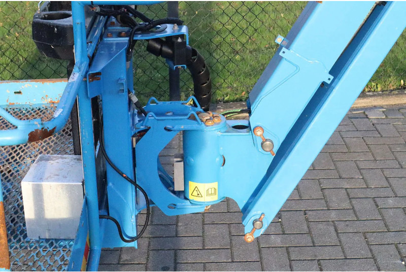 Plataforma articulada Genie S-80 J | 26.5 METER | 300 KG | LOW HOURS: foto 13 Plataforma articulada Genie S-80 J | 26.5 METER | 300 KG | LOW HOURS: foto 13