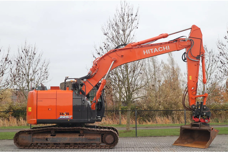 Hitachi ZX225 USRLC-6 | ROTOTILT | 3X BUCKET | TOPCON 3D MC GPS - Escavadora de rastos: foto 4 Hitachi ZX225 USRLC-6 | ROTOTILT | 3X BUCKET | TOPCON 3D MC GPS - Escavadora de rastos: foto 4