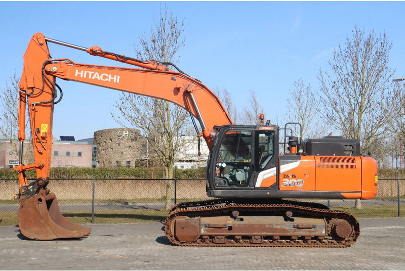 Hitachi ZX300 LC-7 | BUCKET | QUICK COUPLER | GOOD U/C! - Escavadora de rastos: foto 1 Hitachi ZX300 LC-7 | BUCKET | QUICK COUPLER | GOOD U/C! - Escavadora de rastos: foto 1