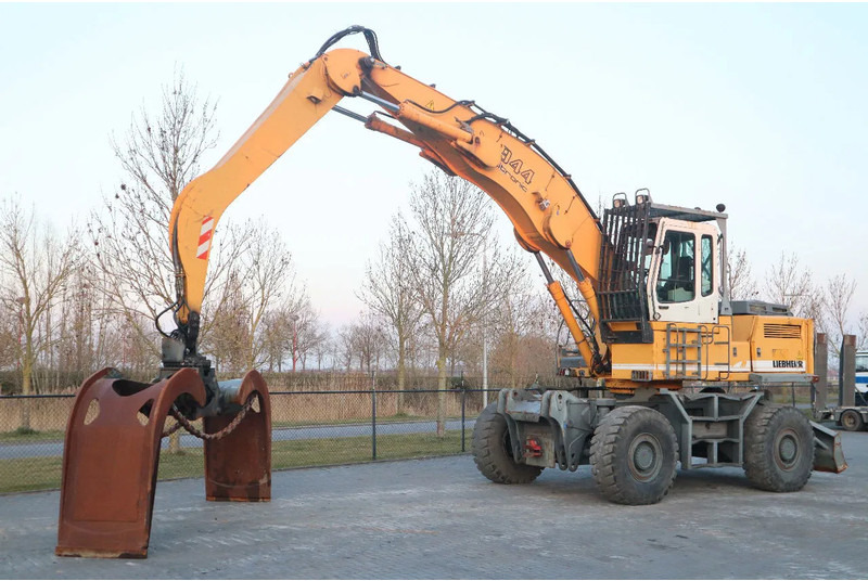 Liebherr A944 B HD | LOG GRAPPLE | HOLZGREIFER | TIMBER - Manipulador de material: foto 2 Liebherr A944 B HD | LOG GRAPPLE | HOLZGREIFER | TIMBER - Manipulador de material: foto 2