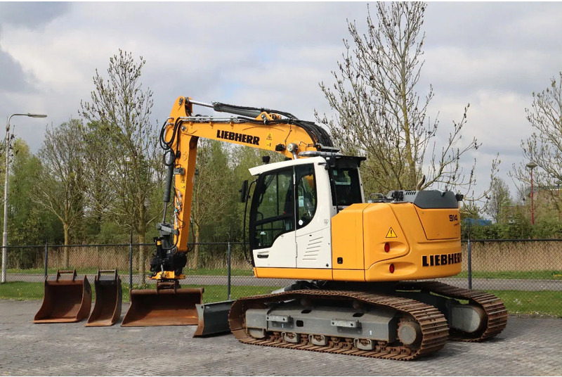 Liebherr R914 COMPACT S | ROTOTILT | 3X BUCKET | DOZERBLADE - Escavadora de rastos: foto 3 Liebherr R914 COMPACT S | ROTOTILT | 3X BUCKET | DOZERBLADE - Escavadora de rastos: foto 3