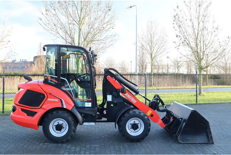 Manitou MLA 5-50 H | BUCKET | QUICK COUPLER | NEW UNUSED - Pá carregadora de rodas: foto 4 Manitou MLA 5-50 H | BUCKET | QUICK COUPLER | NEW UNUSED - Pá carregadora de rodas: foto 4
