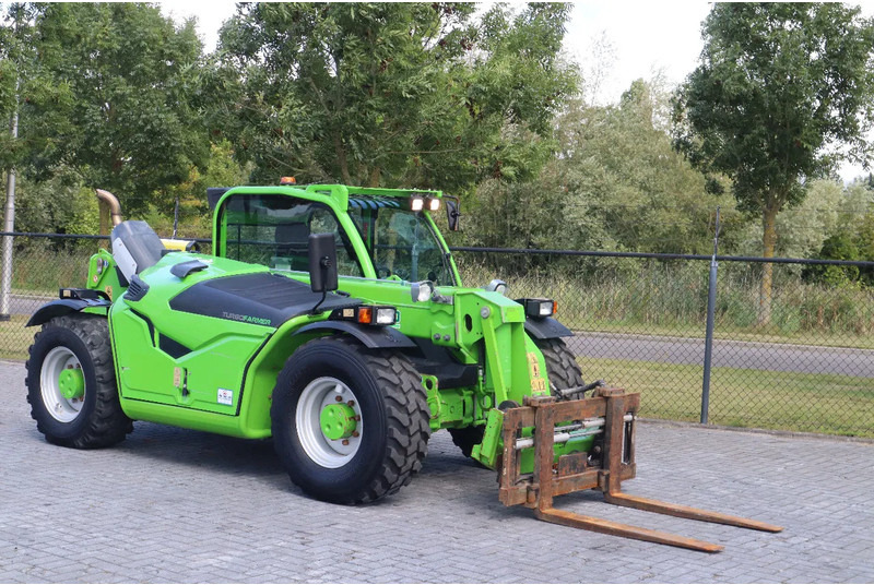 Merlo TF33.7-115LC TURBOFARMER | 40KM/H | BSS | FORKS | BUCKET - Empilhador telescópico: foto 5 Merlo TF33.7-115LC TURBOFARMER | 40KM/H | BSS | FORKS | BUCKET - Empilhador telescópico: foto 5