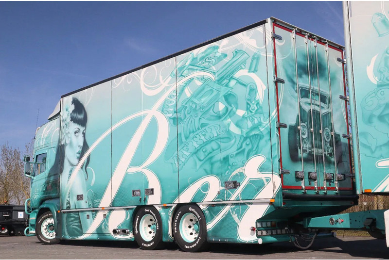 Scania R560 V8 R560 | BERTHONS HOT ROD | CUSTOM SPECIAL TRUCK - Semi-reboque furgão: foto 3 Scania R560 V8 R560 | BERTHONS HOT ROD | CUSTOM SPECIAL TRUCK - Semi-reboque furgão: foto 3