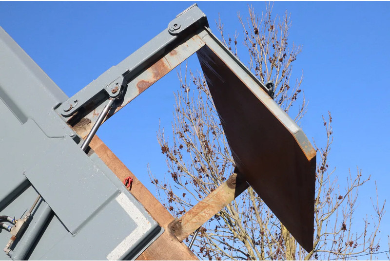 Locação financeira de Scania R580 V8 NGS | 8X4 | BIG AXLES | RETARDER | EURO 6 Scania R580 V8 NGS | 8X4 | BIG AXLES | RETARDER | EURO 6: foto 11