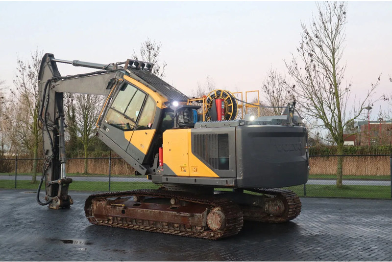 Volvo EC 250 EL | OILQUICK | DYNASET | TILT CABIN - Escavadora de rastos: foto 3 Volvo EC 250 EL | OILQUICK | DYNASET | TILT CABIN - Escavadora de rastos: foto 3
