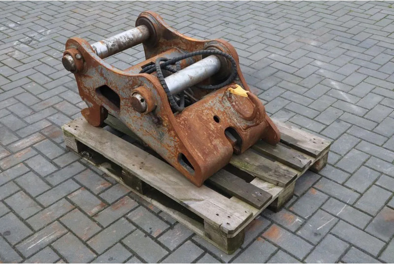 Volvo EC360 | SCHNELLWECHSLER | QUICK COUPLER - Acoplamento rápido: foto 1 Volvo EC360 | SCHNELLWECHSLER | QUICK COUPLER - Acoplamento rápido: foto 1