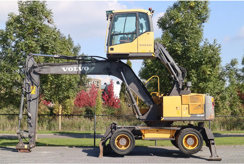 Volvo EW160C | EW 160 C | LIFT CAB | DOZERBLADE | QUICK COUPLER - Manipulador de material: foto 1 Volvo EW160C | EW 160 C | LIFT CAB | DOZERBLADE | QUICK COUPLER - Manipulador de material: foto 1