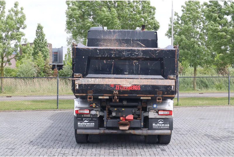 Volvo FH 16.750 | 6X4 | RETARDER | BIG AXLES | EURO 6 - Camião basculante: foto 5 Volvo FH 16.750 | 6X4 | RETARDER | BIG AXLES | EURO 6 - Camião basculante: foto 5