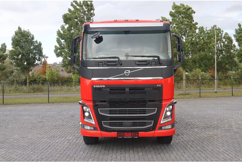 Volvo FH 540 | 6X4 - 6X2 | TANDEMLIFT | RETARDER | BIG AXLES | EURO 6 - Camião basculante: foto 2 Volvo FH 540 | 6X4 - 6X2 | TANDEMLIFT | RETARDER | BIG AXLES | EURO 6 - Camião basculante: foto 2