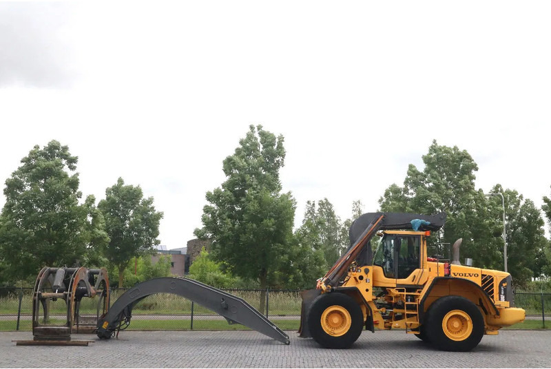 Volvo L180 F HL | HIGH-LIFT | LOG STACKER | HOLZ GRAPPLE - Pá carregadora de rodas: foto 1 Volvo L180 F HL | HIGH-LIFT | LOG STACKER | HOLZ GRAPPLE - Pá carregadora de rodas: foto 1