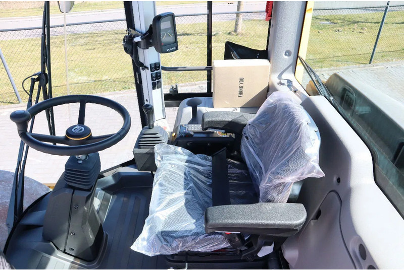 Rolo combinado Volvo SD75B | SD 75 B | NEW / UNUSED | 1 YEAR WARRANTY: foto 17
