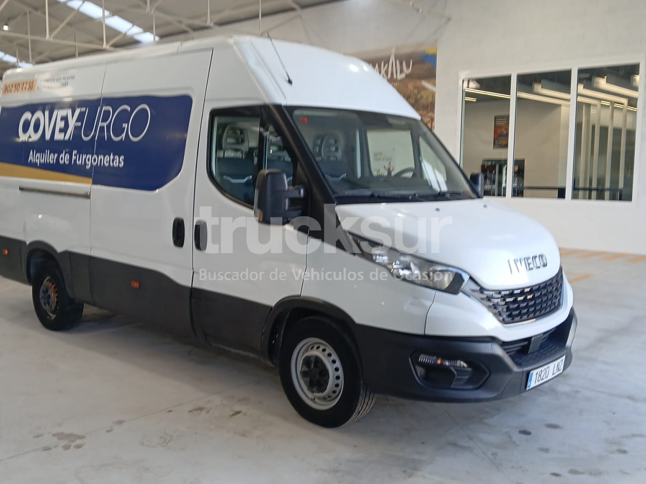 IVECO 35S14 12M3 - Carrinha de contentor: foto 2 IVECO 35S14 12M3 - Carrinha de contentor: foto 2