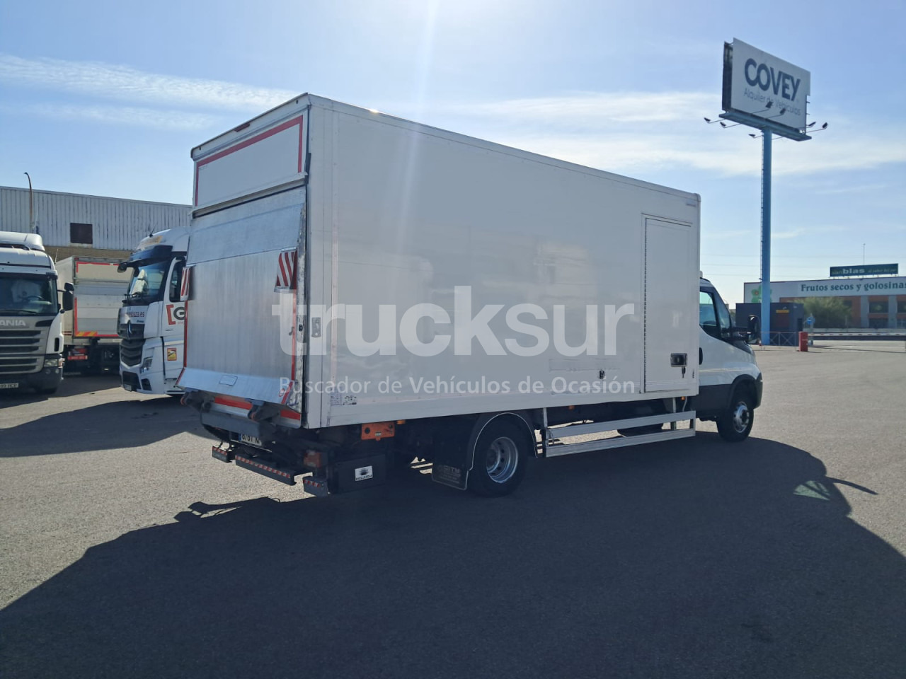 IVECO 72C18 P/E - Camião furgão: foto 3 IVECO 72C18 P/E - Camião furgão: foto 3
