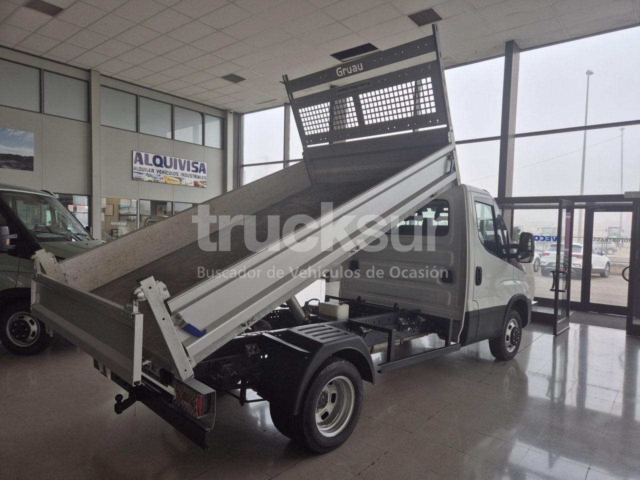 IVECO DAILY 35C14H - Carrinha basculante: foto 4 IVECO DAILY 35C14H - Carrinha basculante: foto 4