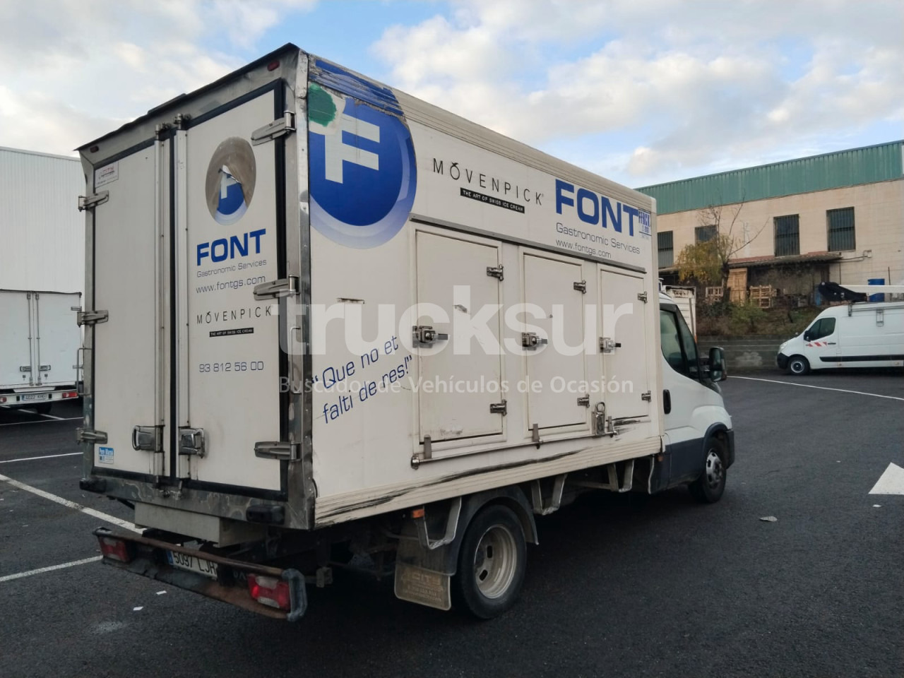 IVECO DAILY 35C16 FRC-X THK - Carrinha de contentor: foto 3 IVECO DAILY 35C16 FRC-X THK - Carrinha de contentor: foto 3