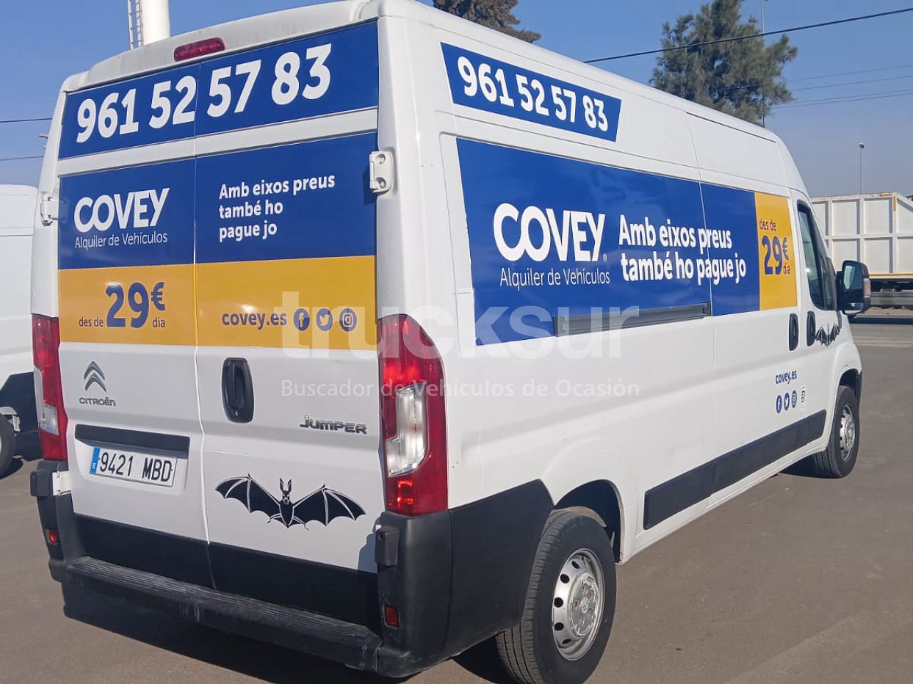 IVECO JUMPER 120.35 - Carrinha de contentor: foto 3 IVECO JUMPER 120.35 - Carrinha de contentor: foto 3