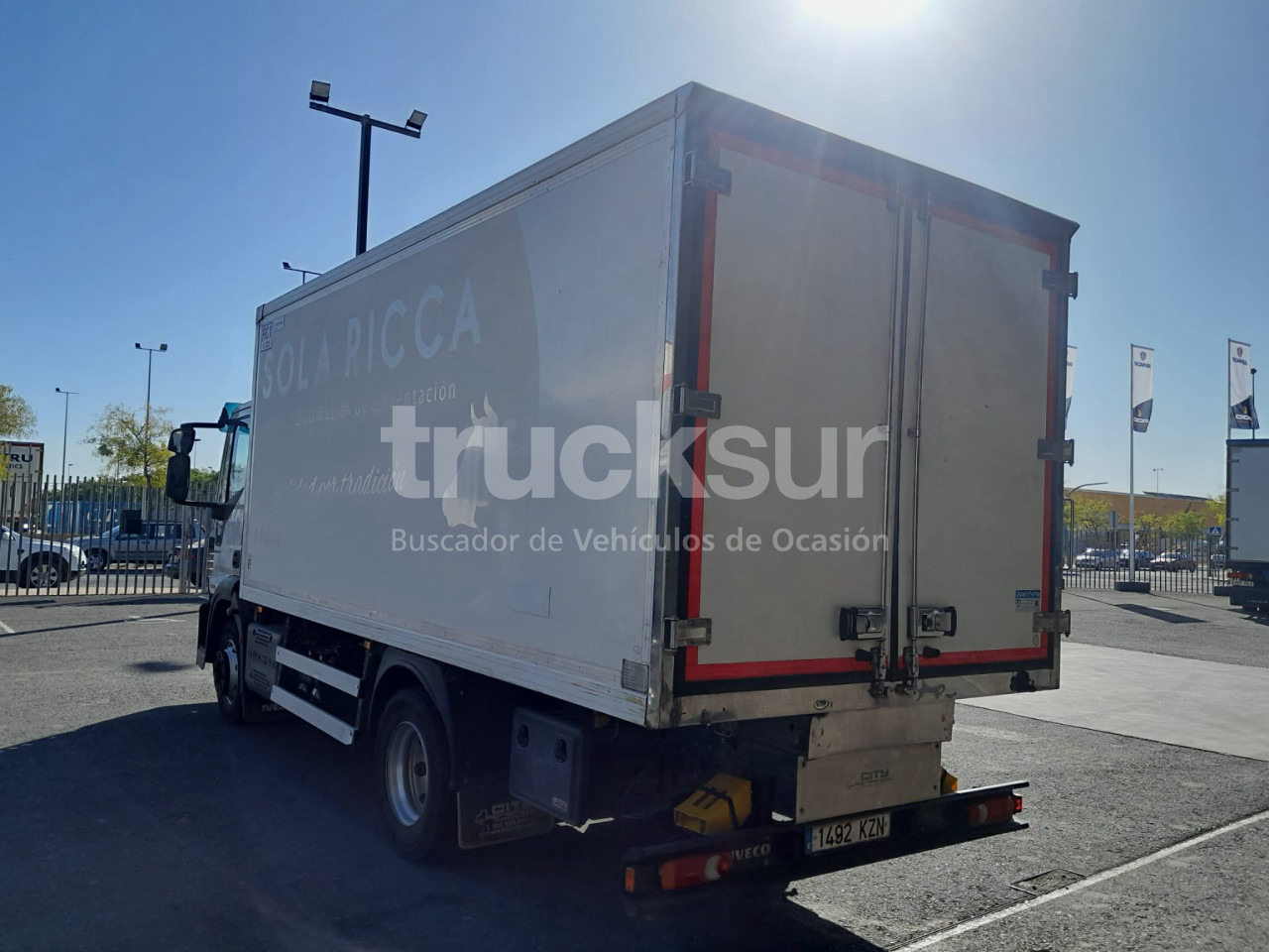IVECO ML120E22 FRC-X - Camião furgão: foto 3 IVECO ML120E22 FRC-X - Camião furgão: foto 3