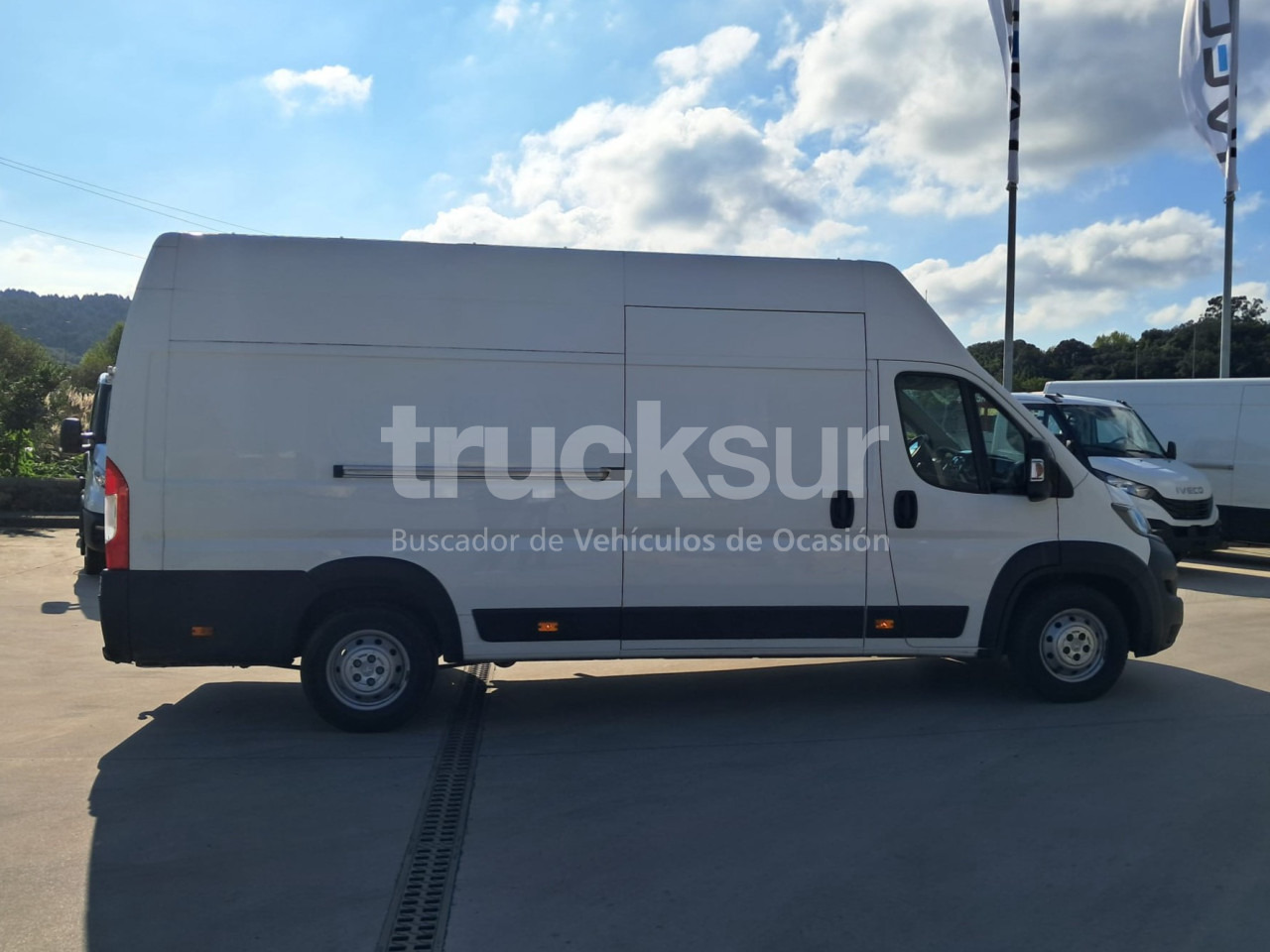 PEUGEOT BOXER 435 L4H3 - Carrinha de contentor: foto 3 PEUGEOT BOXER 435 L4H3 - Carrinha de contentor: foto 3